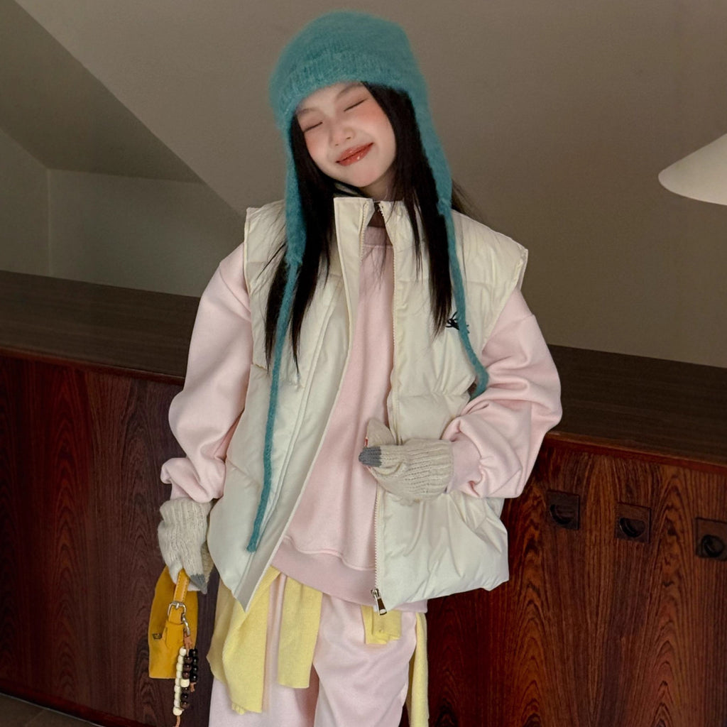 Children's Set 2025 Winter New Girls Versatile Cotton Vest Fleece Thickened Sweatshirt Sweatpants Three-Piece Set